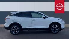 Nissan Qashqai 1.3 DiG-T MH N-Connecta 5dr Petrol Hatchback